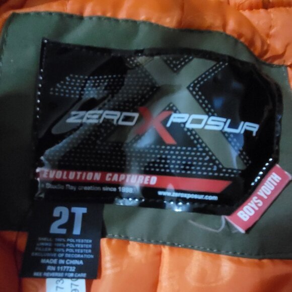 Youth 2t winter snow suit - Picture 8 of 11